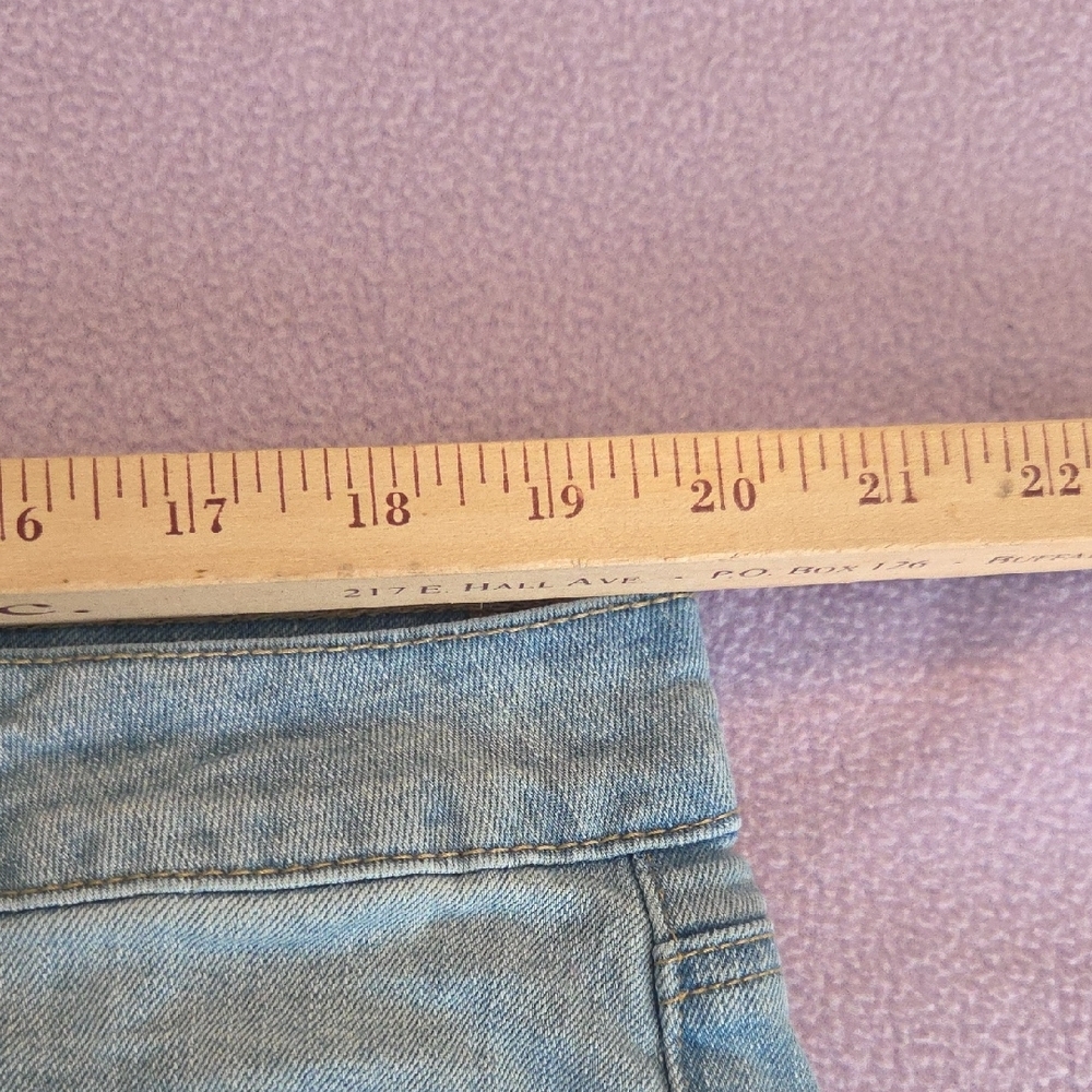 Embroidered Ankle Crop Jeans - Light Teal Green - Picture 7 of 8